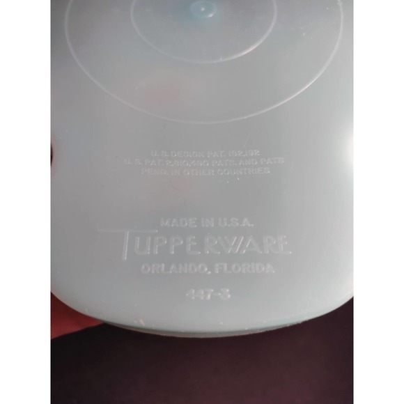 Tupperware Vintage #447 & #448 Milk pitcher lid REPLACEMENT light blue (B6) - Picture 2 of 5